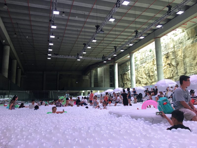 the-beach-ball-pit-snarkitecture-sydney