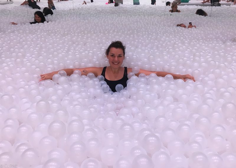 the-beach-ball-pit-snarkitecture-sydney