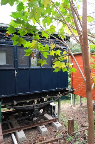 australie-queensland-glass-house-mountains-ecolodge-victorian-train-carriage